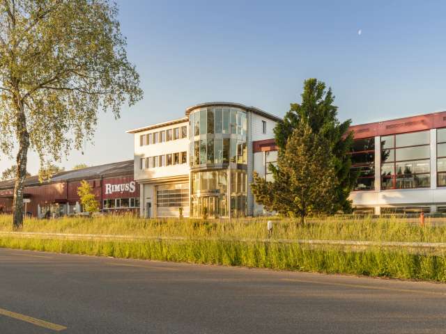 Rimuss und Strada Wein AG